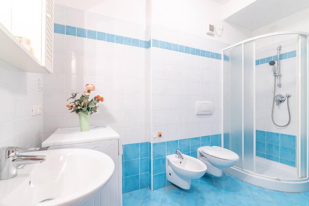 Appartamento Esclusivo Loano Centro Mare A 50 Mt + Wi-Fi Esterno foto